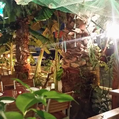 ベヤズ メレク ホテル